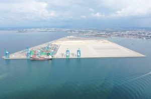 Pelabuhan di Makassar